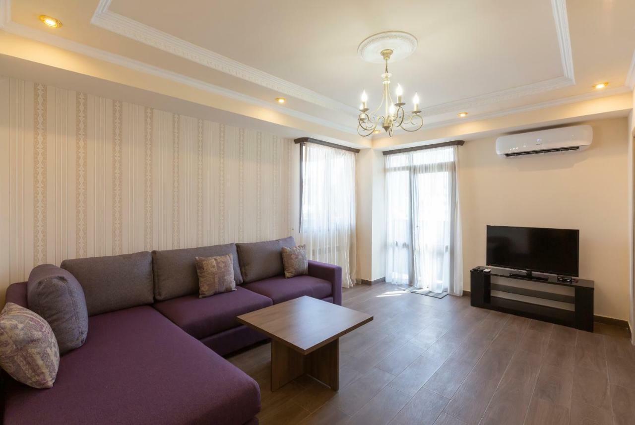 יירבאן Umba Apartment N3 - Balcony And Mount Ararat View מראה חיצוני תמונה